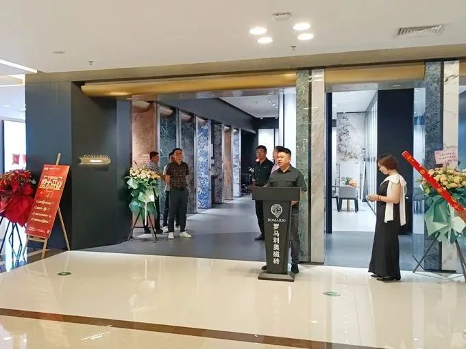 1692409326737172.jpg 4.jpg