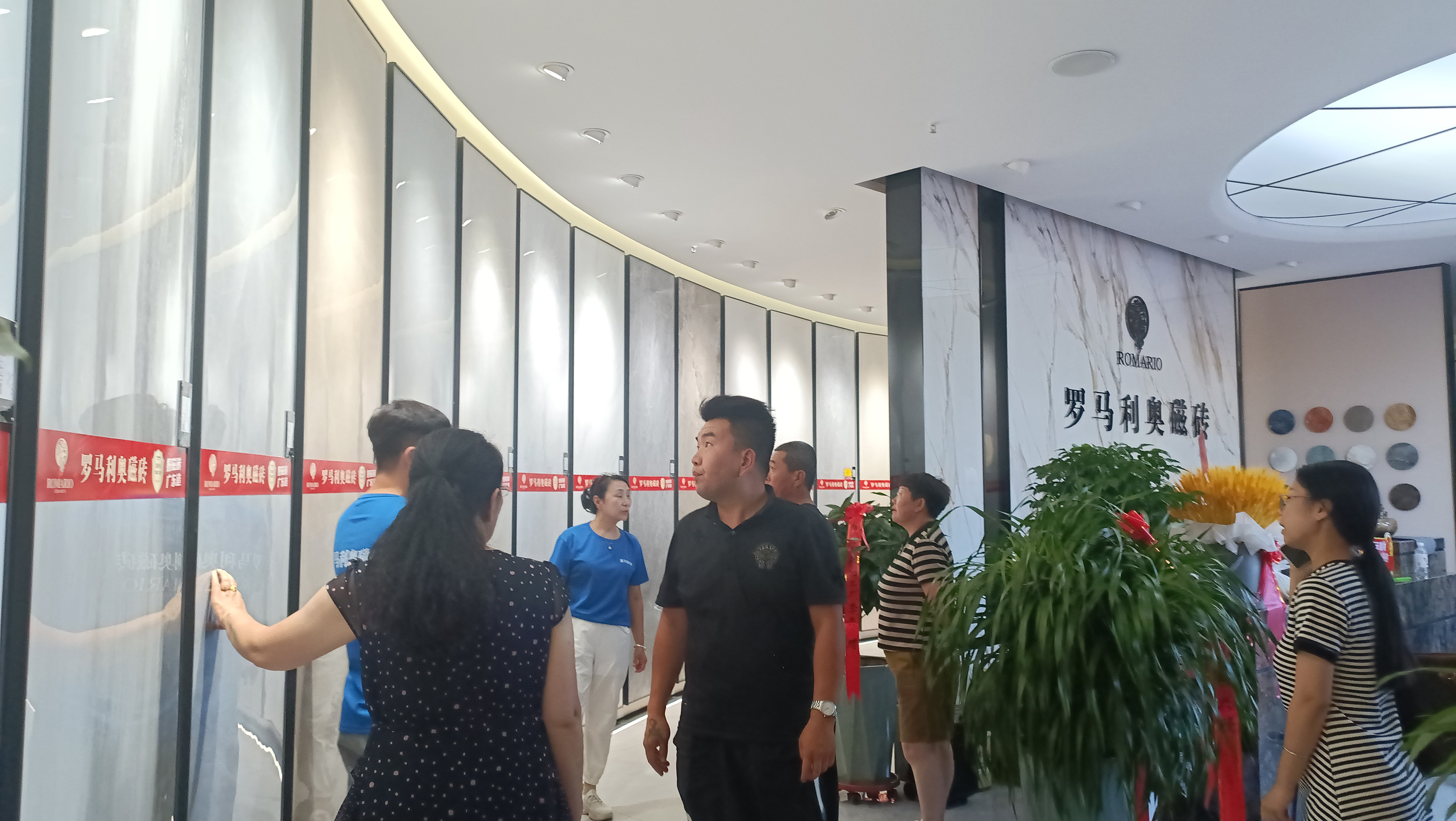 1692496276849151.jpg 1692496276849151.jpg