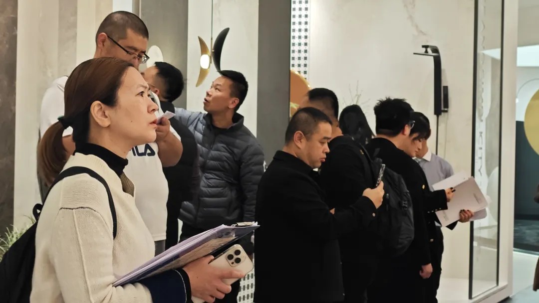 1735537911367298.jpg 8.jpg